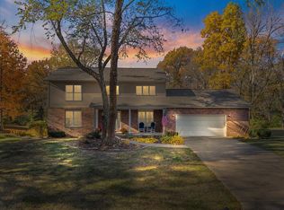 108 Eagle Watch Rd, Muscatine, IA 52761