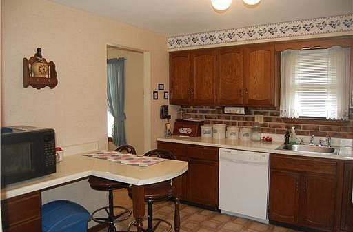 2nd image of 436 Flagstaff Dr