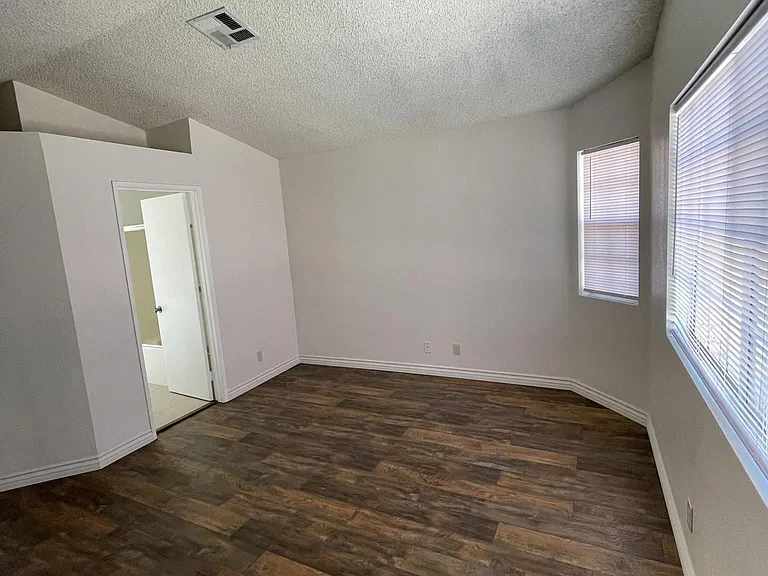 16982 Walnut Ct — Photo 14