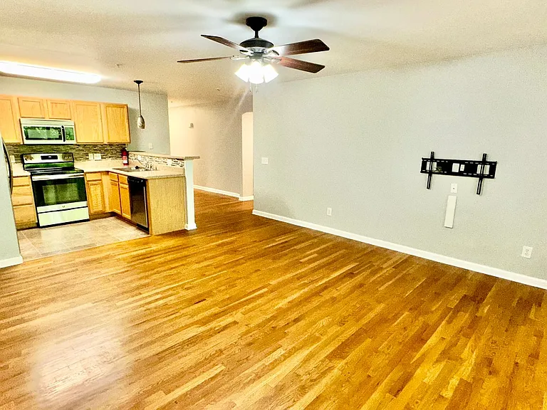 2800 Trailwood Pines Ln #202 — Photo 10