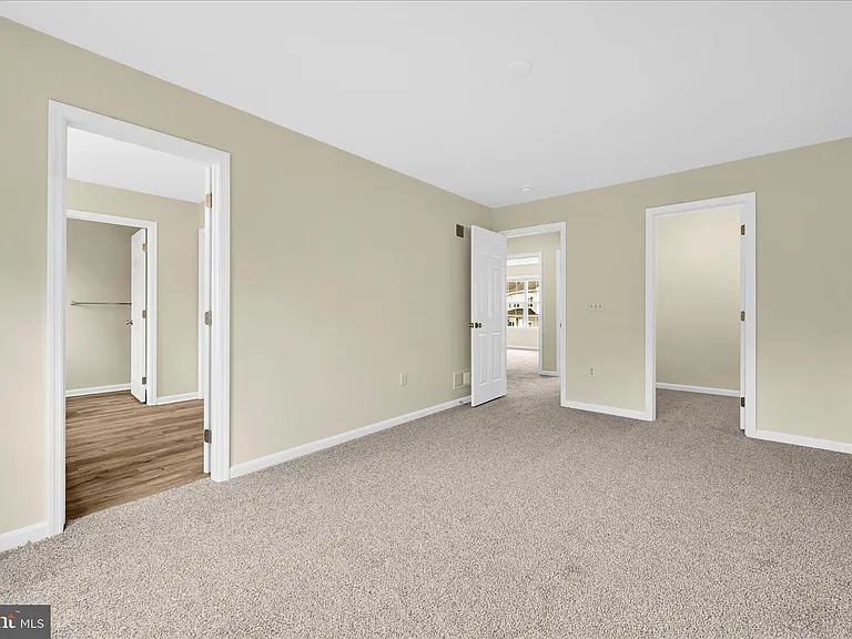 640 Courthouse Cir — Photo 17
