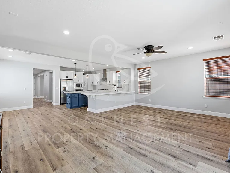 2127 Ranch View Dr — Photo 14