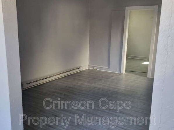 13 E Chestnut St APT 1