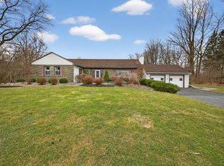 3602 Howlett Hill Rd, Camillus, NY 13031