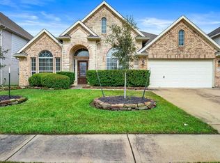 12305 Winebrook Dr, Pearland, TX 77584
