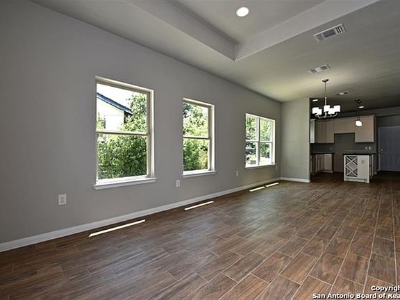 5th image of 166 Ike St