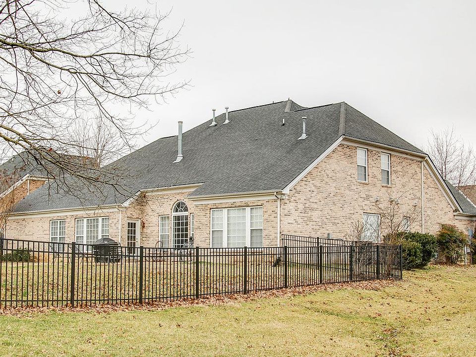 2nd image of 106 Oglethorpe Ave