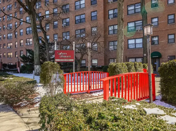 99-60 63rd Road #7H, Rego Park, NY 11374
