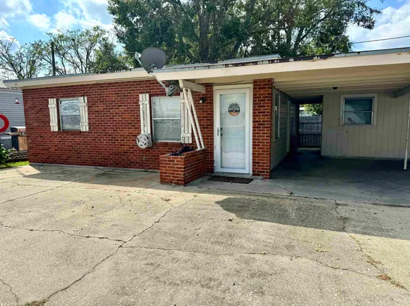 330 Chennault St #A & B, Morgan City, LA 70380