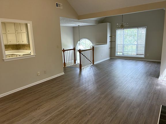 2nd image of 980 Twin Brook Ct