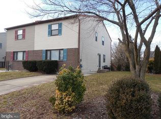 706 Keely St, Philadelphia, PA 19128