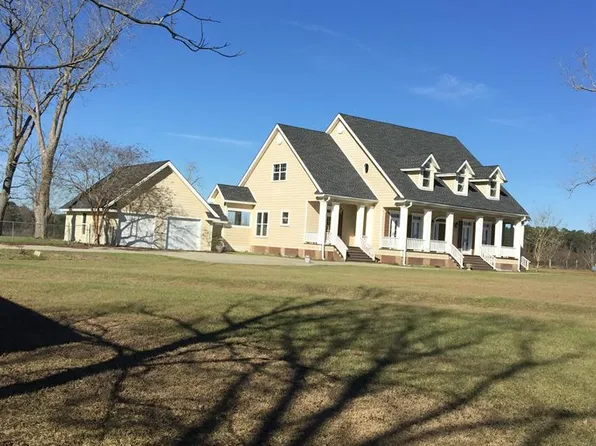 1500 Davis Rd, Screven, GA 31560