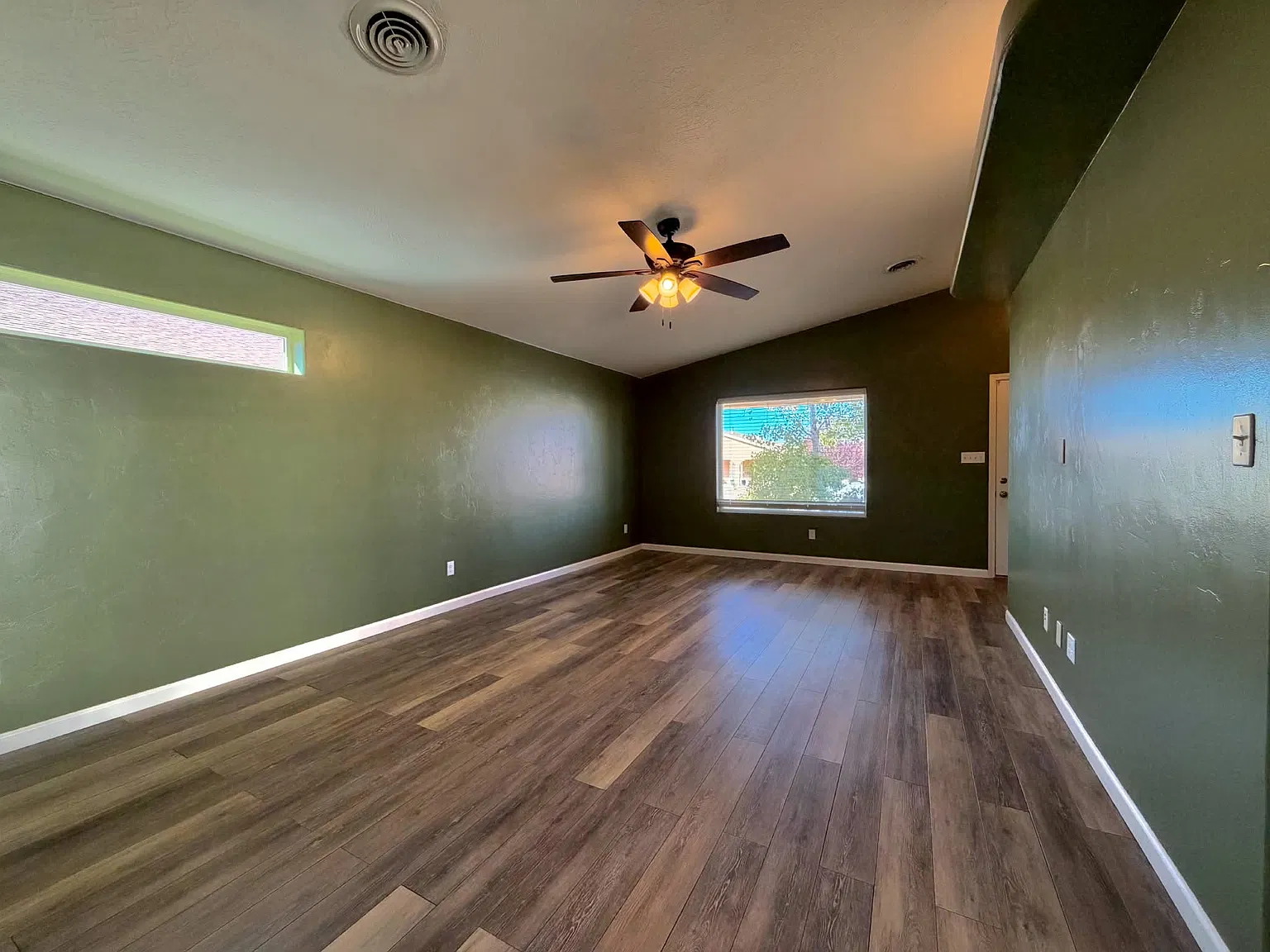 806 Mirabel St — Photo 3