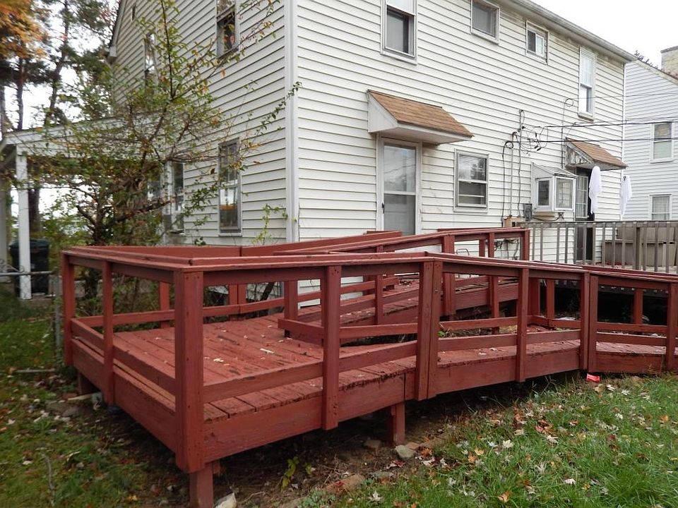 2nd image of 38 N Hamilton Rd