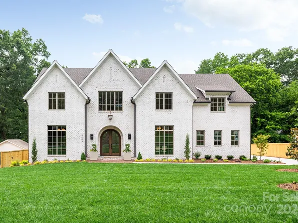 5127 Lansing Dr, Charlotte, NC 28270