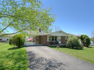 5871 McCoy Rd, Blacksburg, VA 24060