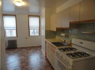 113 Eckford St APT 3L, Brooklyn, NY 11222