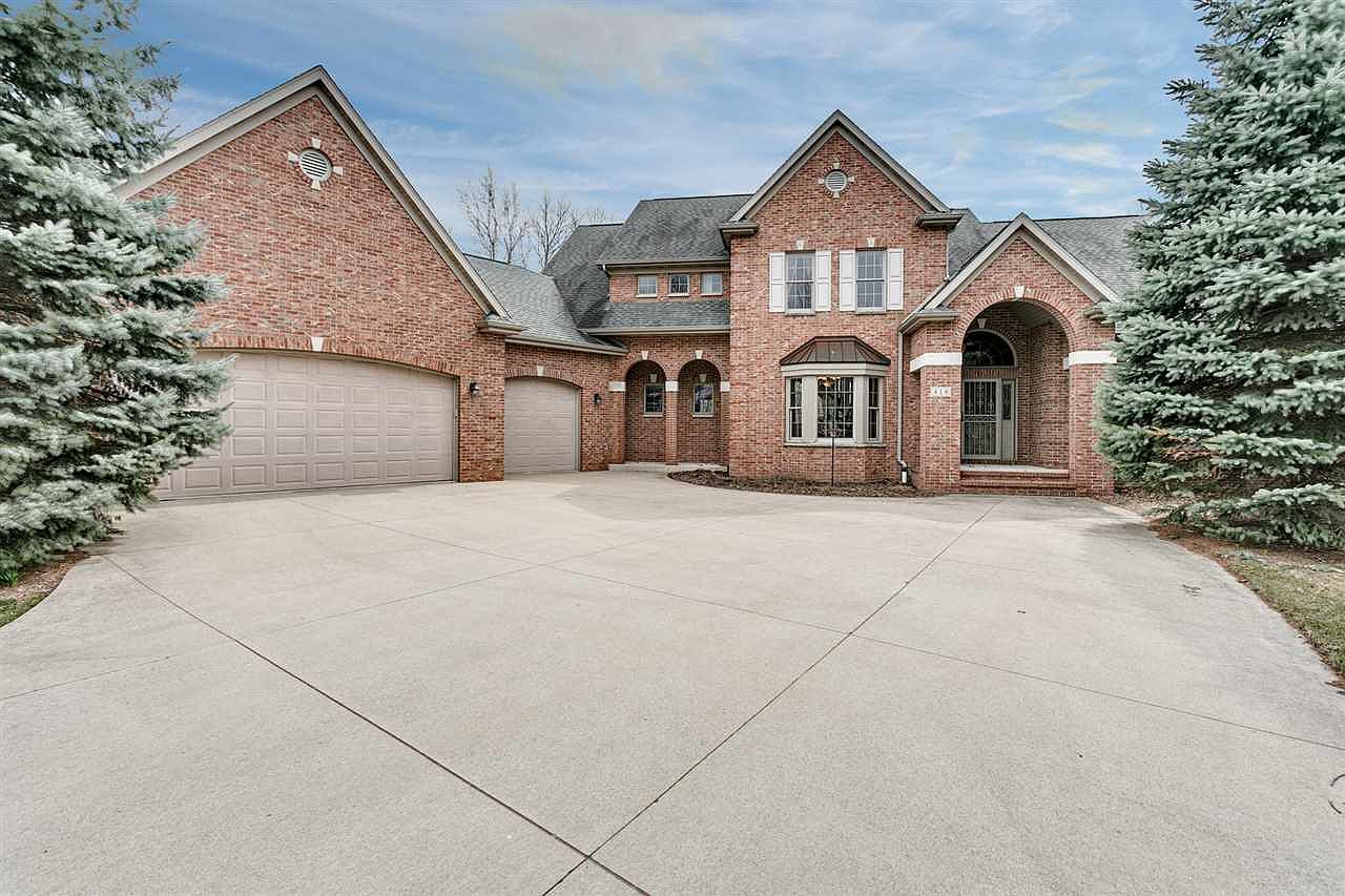 416 Hidden Ridges Way, Combined Locks, WI 54113 Zillow