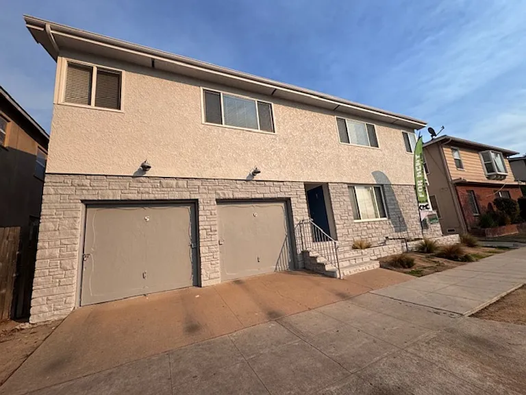 1309 E Appleton St — Photo 11