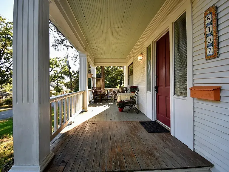 5907 C St — Photo 3