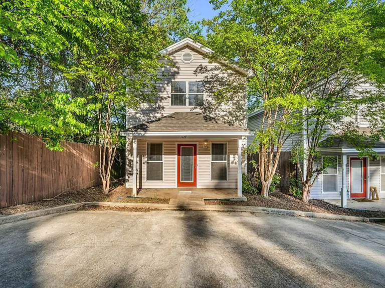 112 W Gillespie St #F — Photo 1