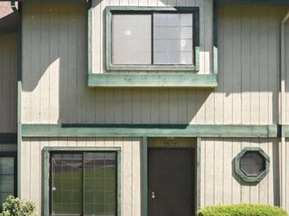 2nd image of 3512 Caballero Ln