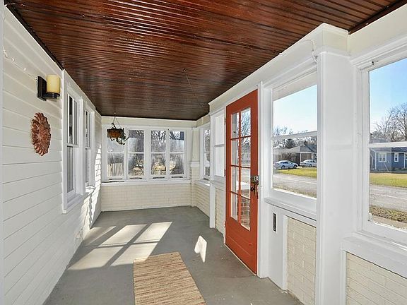 5th image of 6193 Evanston Ave