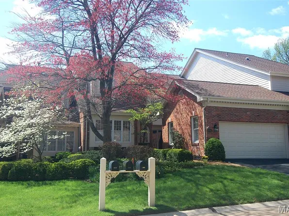 13332 Fairfield Square Dr, Chesterfield, MO 63017