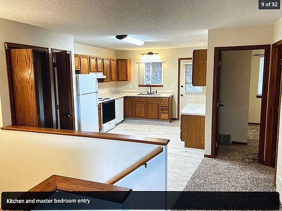3rd image of 3772 Olympic Ct