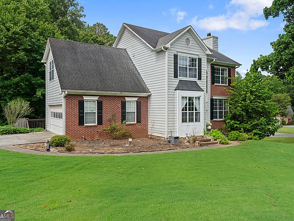 3rd image of 5660 Bridle Glen Dr