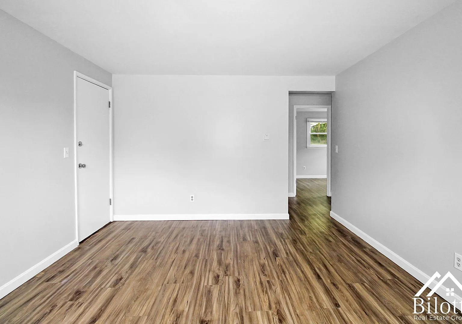 330 School Street — Photo 4
