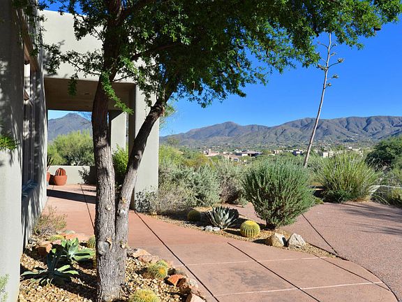 4th image of 10084 E Graythorn Dr