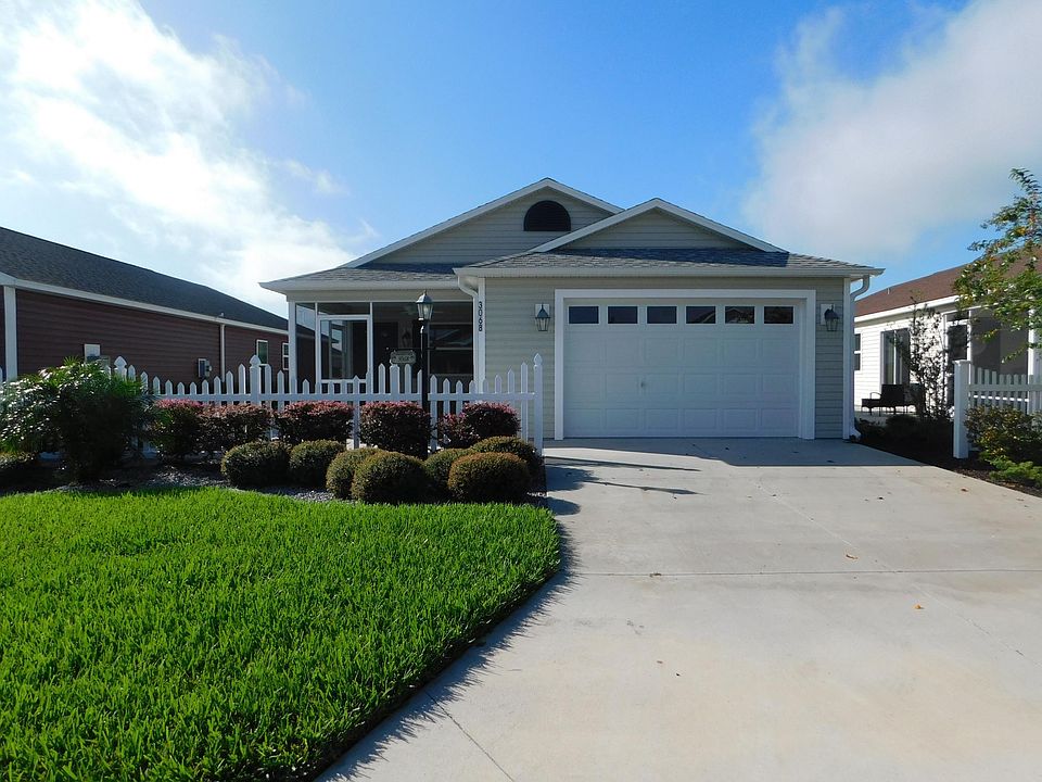 1st image of 3068 Sabal Palm Ave
