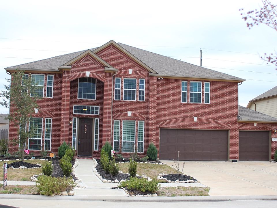 1st image of 3 Ember Branch Dr