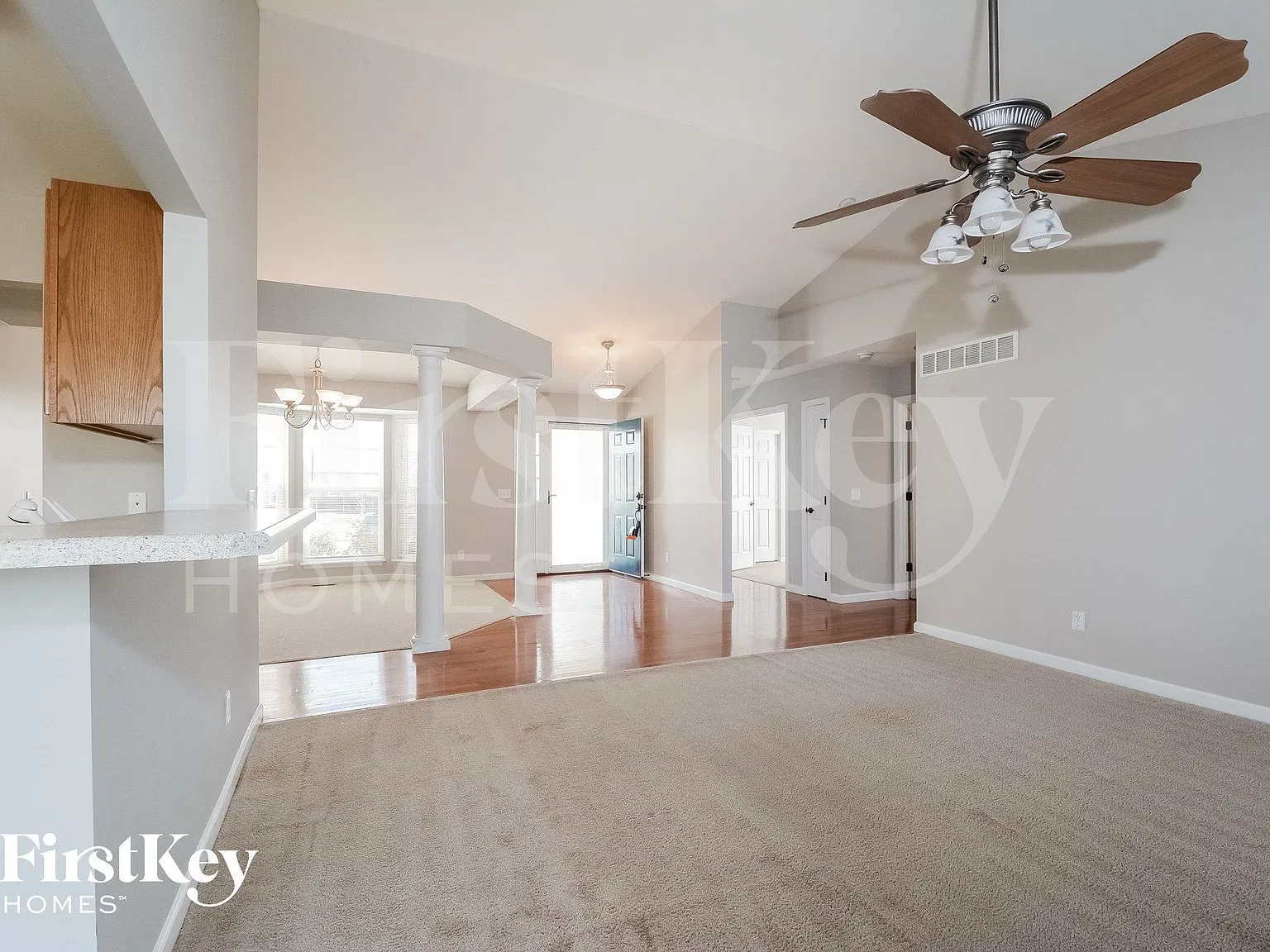 4 bed, 2.0 bath, 1831 sqft, $2,875 — Photo 2