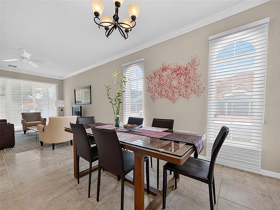 5th image of 8915 Della Scala Cir