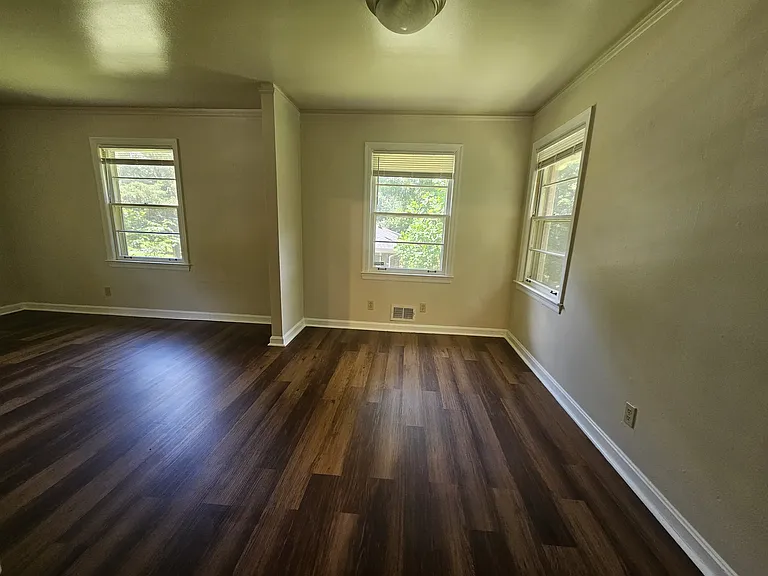 2679 Rollingwood Ln — Photo 6