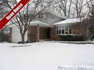 2381 Pepper Tree Ct, Lisle, IL 60532