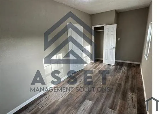 2121 N Wilburn Pl — Photo 11