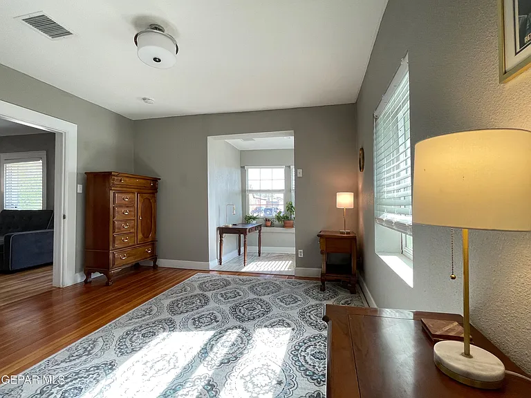 4415 Cumberland Ave — Photo 17