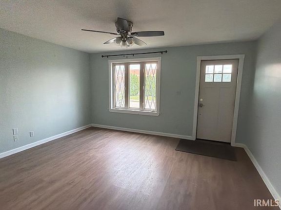 4th image of 706 Hess Ave