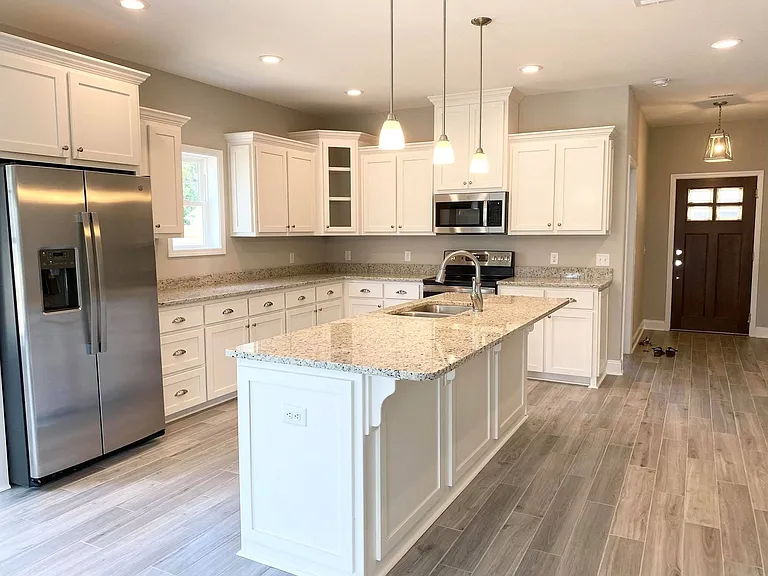 100 Elmo Cir — Photo 5