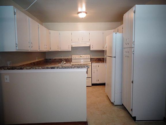 3rd image of 3324 Horseshoe Dr
