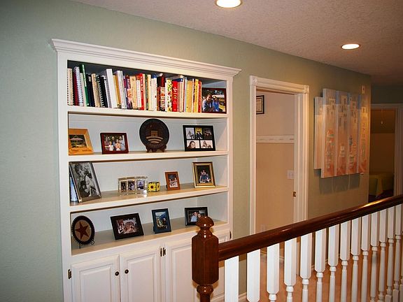 2nd Landing Built-in