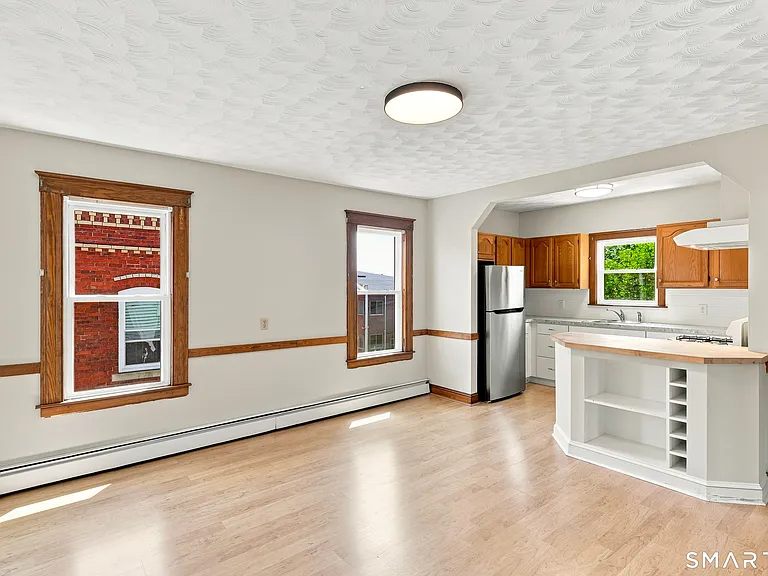 126 Booth St #3 — Photo 13