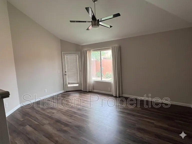 7714 W Piute Ave — Photo 14