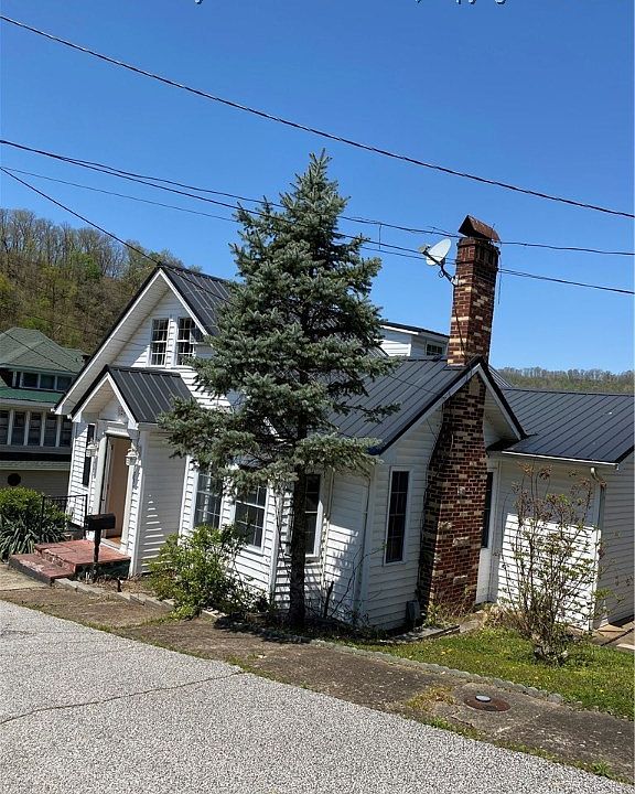 12 Leftwich Ave, Madison, WV 25130 Zillow