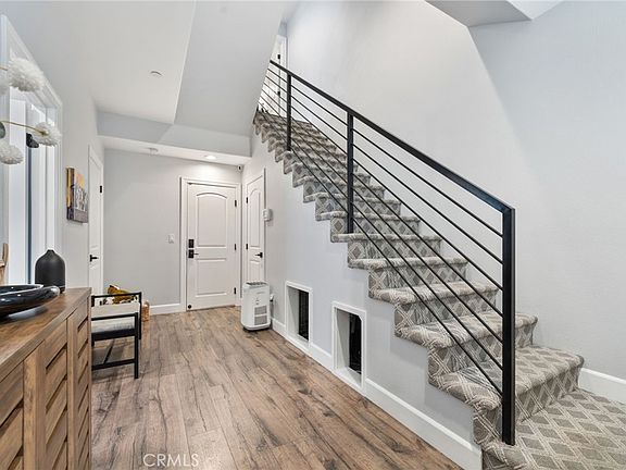 5th image of 9861 Alburtis Ave
