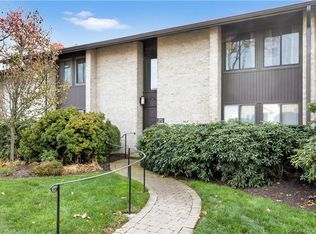 239 Hamilton Ave #8, Stamford, CT 06902