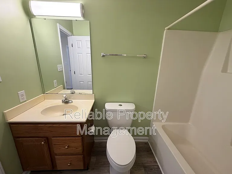 341 S Moore St — Photo 5